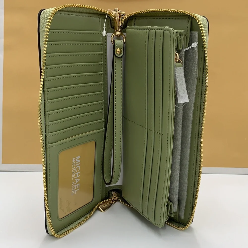 MICHAEL KORS Leather Continental Wristlet Phone Case Wallet Light Sage NWT